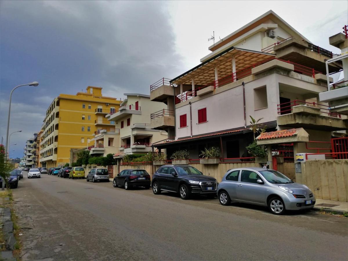 מילאצו Casa Vacanza Nina מראה חיצוני תמונה